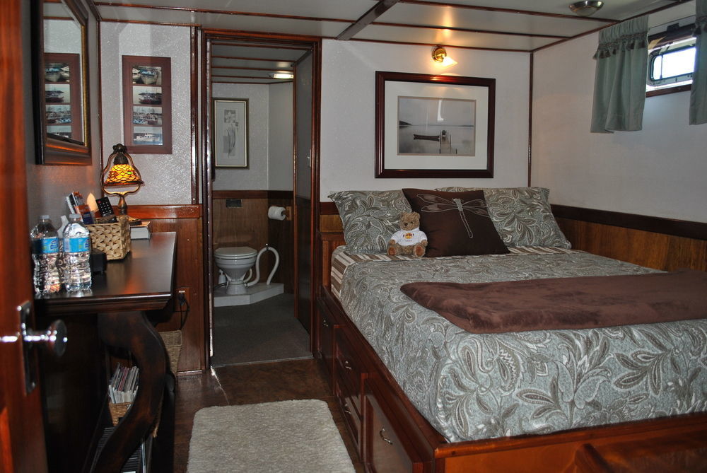 Making Waves Boatel Bed and Breakfast Toronto Esterno foto